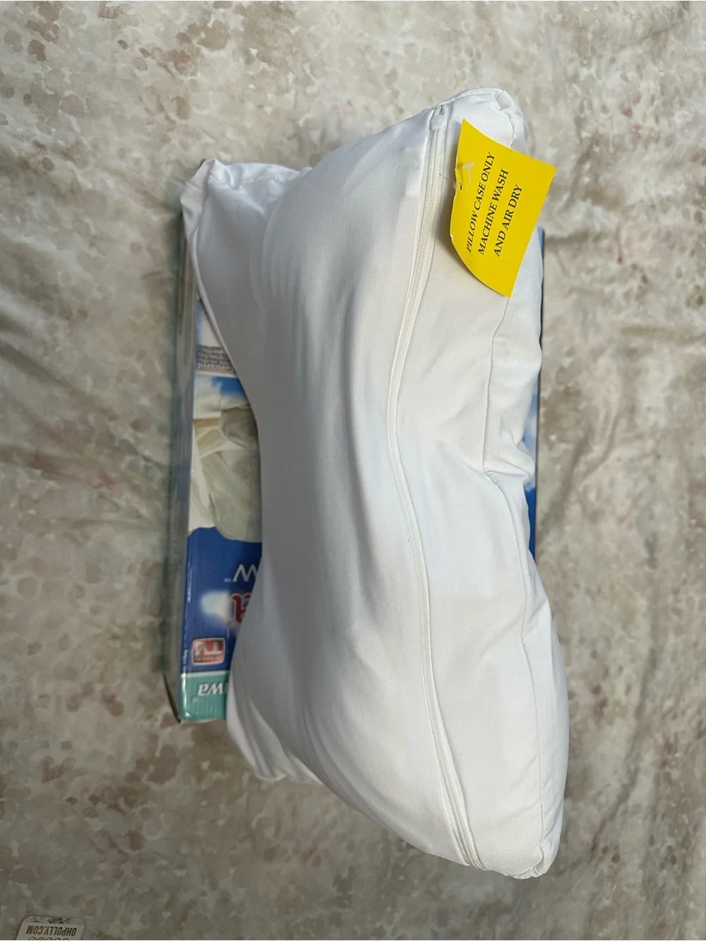 Cloud Pillow - White Contour Support
